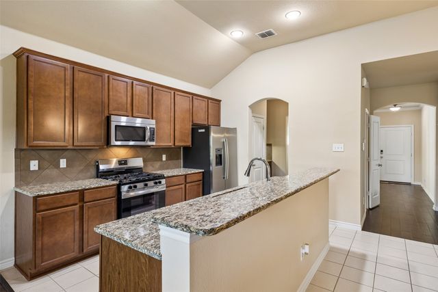 3937 Weatherstone Drive, Fort Worth, TX 76137