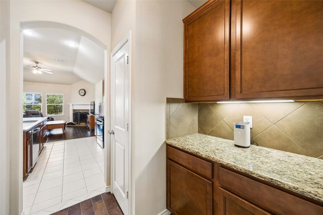 3937 Weatherstone Drive, Fort Worth, TX 76137