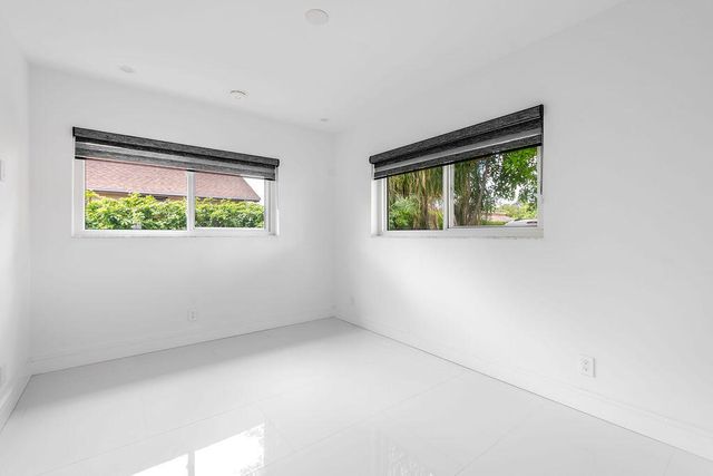 626 NW 7th Street, Boynton Beach, FL 33426