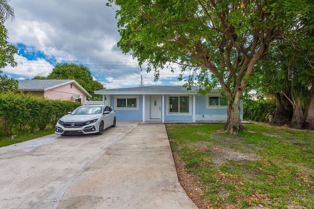 626 NW 7th Street, Boynton Beach, FL 33426