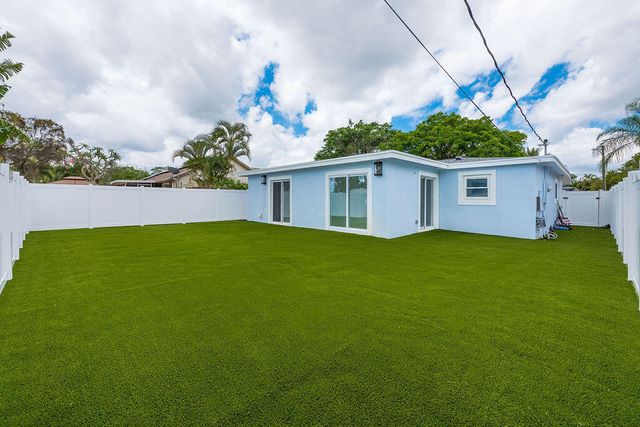 626 NW 7th Street, Boynton Beach, FL 33426
