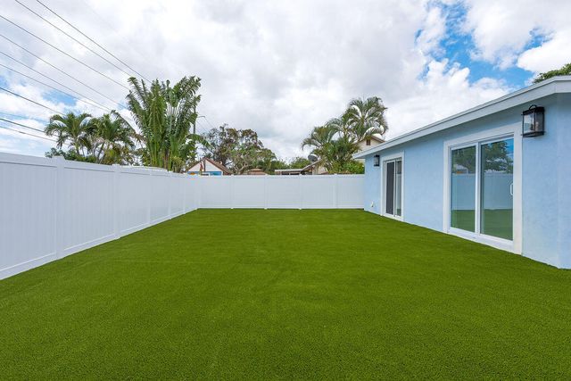 626 NW 7th Street, Boynton Beach, FL 33426