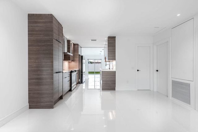 626 NW 7th Street, Boynton Beach, FL 33426