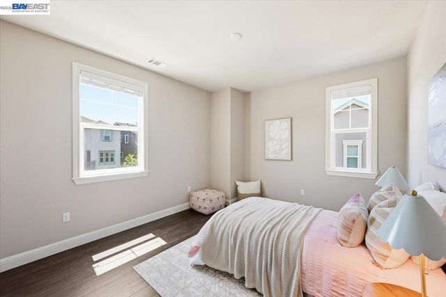 4360 Panorama Dr, Dublin, CA 94568