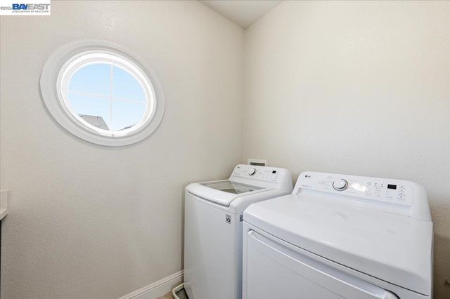 4360 Panorama Dr, Dublin, CA 94568