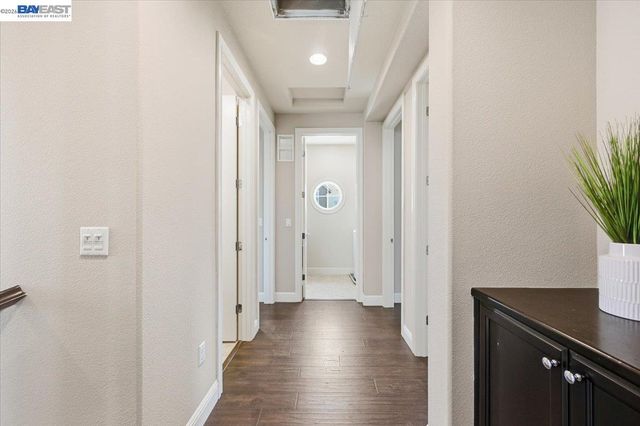 4360 Panorama Dr, Dublin, CA 94568