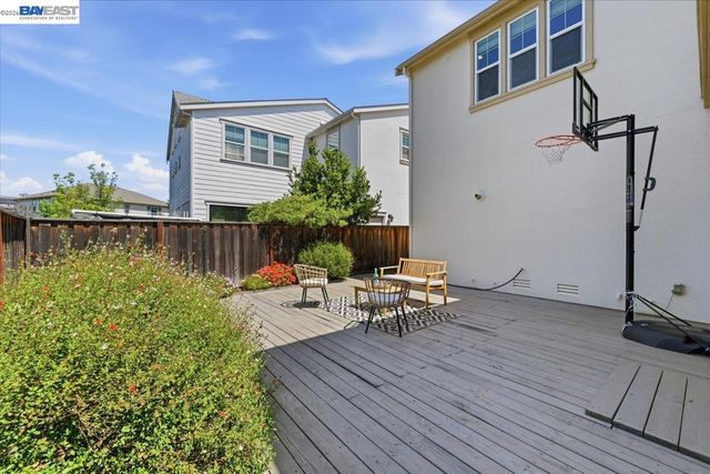 4360 Panorama Dr, Dublin, CA 94568