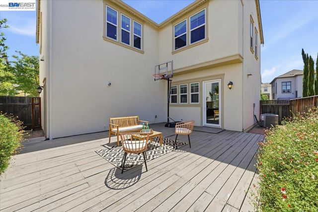 4360 Panorama Dr, Dublin, CA 94568