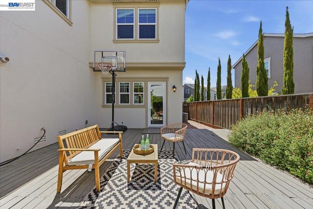 4360 Panorama Dr, Dublin, CA 94568