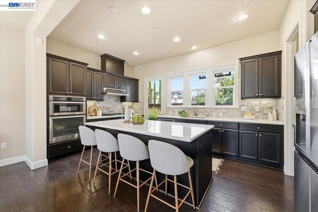 4360 Panorama Dr, Dublin, CA 94568