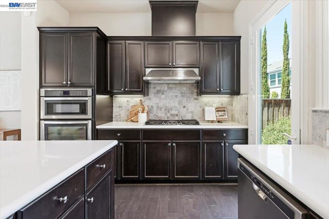 4360 Panorama Dr, Dublin, CA 94568