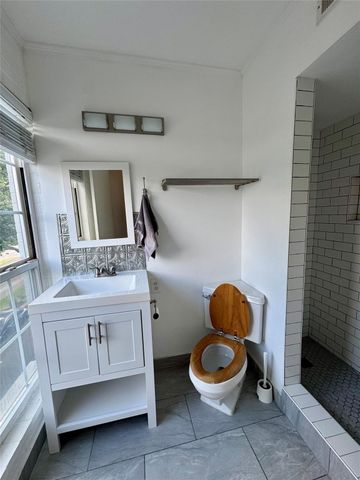 7801 Royal Lane, Dallas, TX 75230