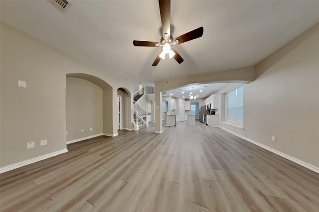 2223 Brown Oak Drive, Conroe, TX 77304