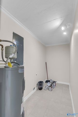 1606 12th Street SE, Decatur, AL 35601