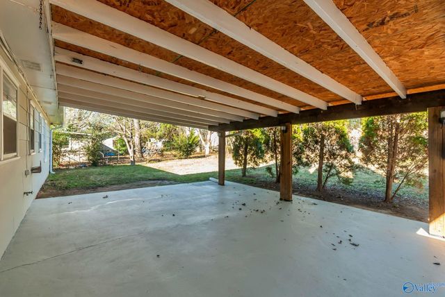 1606 12th Street SE, Decatur, AL 35601