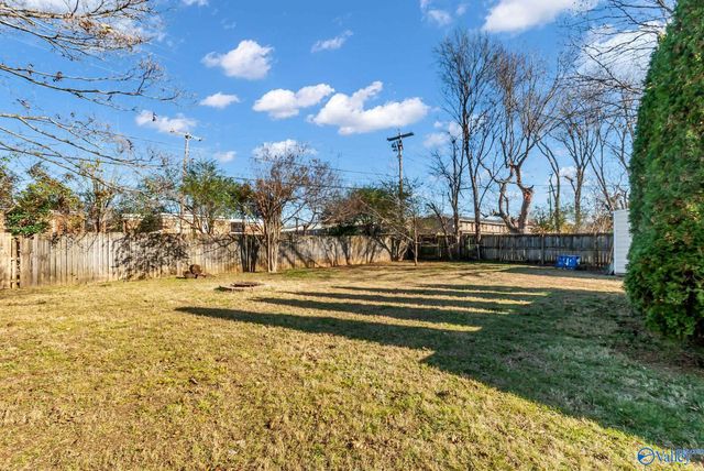 1606 12th Street SE, Decatur, AL 35601