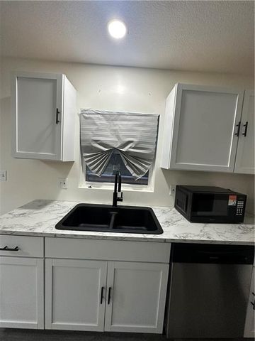 10503 skiles Street, Kansas City, MO 64134