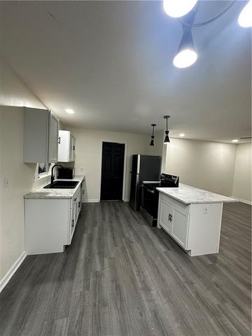 10503 skiles Street, Kansas City, MO 64134