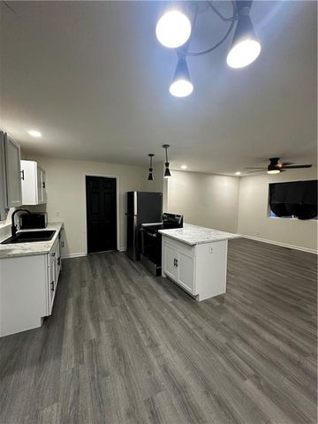 10503 skiles Street, Kansas City, MO 64134