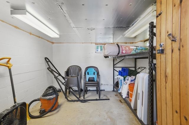 8 Ballard Street, Saugus, MA 01906