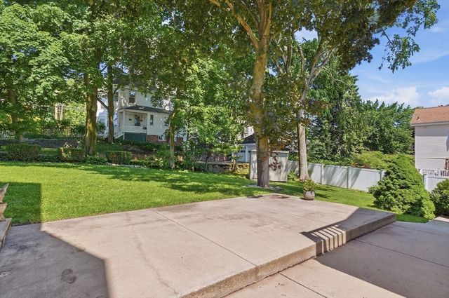 8 Ballard Street, Saugus, MA 01906