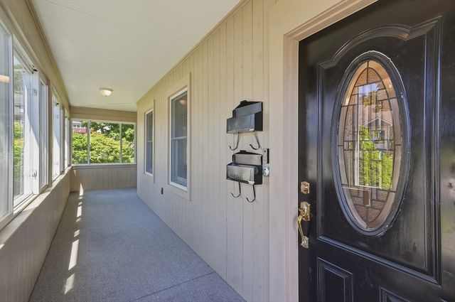 8 Ballard Street, Saugus, MA 01906