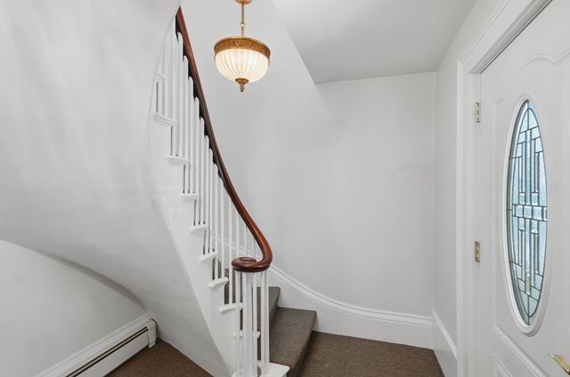 8 Ballard Street, Saugus, MA 01906