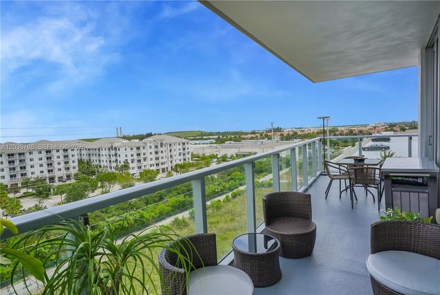 7751 NW 107th Avenue 701, Doral, FL 33178