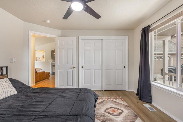 3790 SW Gene Sarazan Drive, Redmond, OR 97756