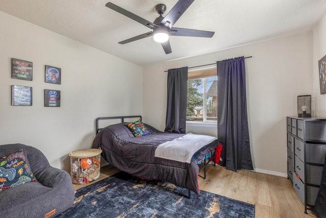 3790 SW Gene Sarazan Drive, Redmond, OR 97756