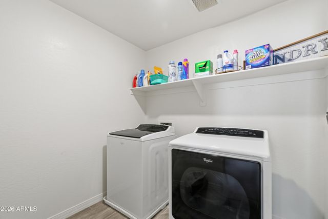 17168 W RUNNING DEER Trail, Surprise, AZ 85387