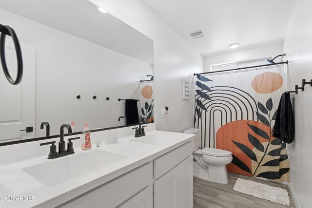 17168 W RUNNING DEER Trail, Surprise, AZ 85387