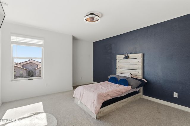 17168 W RUNNING DEER Trail, Surprise, AZ 85387