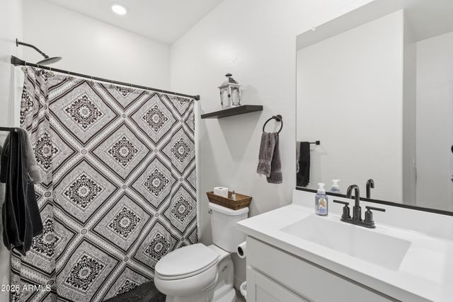 17168 W RUNNING DEER Trail, Surprise, AZ 85387