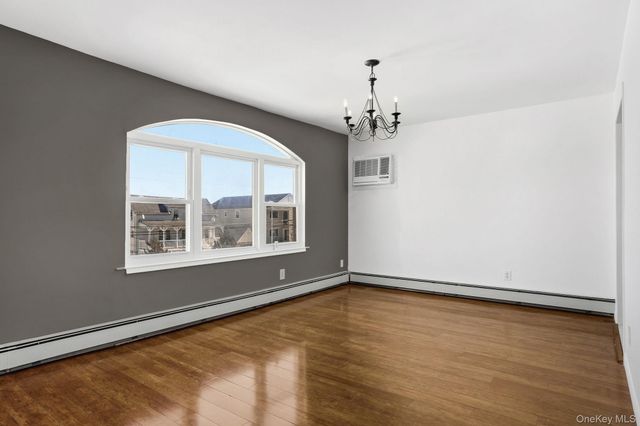 160 Saint Marks Avenue, Freeport, NY 11520