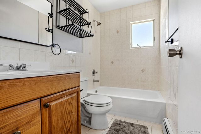 160 Saint Marks Avenue, Freeport, NY 11520