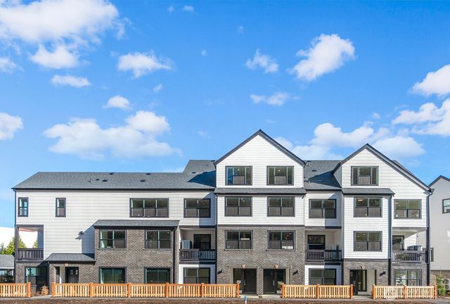 728 Newport Way NW, Issaquah, WA 98027