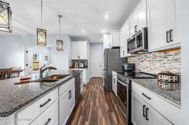 119 Wildflower Ct, Mt Washington, KY 40047