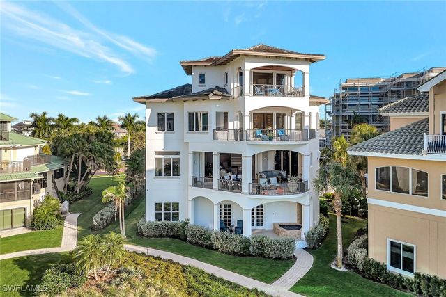 103 Guadeloupe LN, Bonita Springs, FL 34134