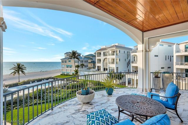 103 Guadeloupe LN, Bonita Springs, FL 34134