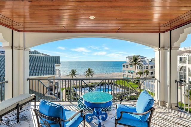 103 Guadeloupe LN, Bonita Springs, FL 34134