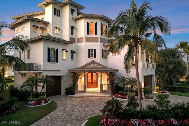 103 Guadeloupe LN, Bonita Springs, FL 34134