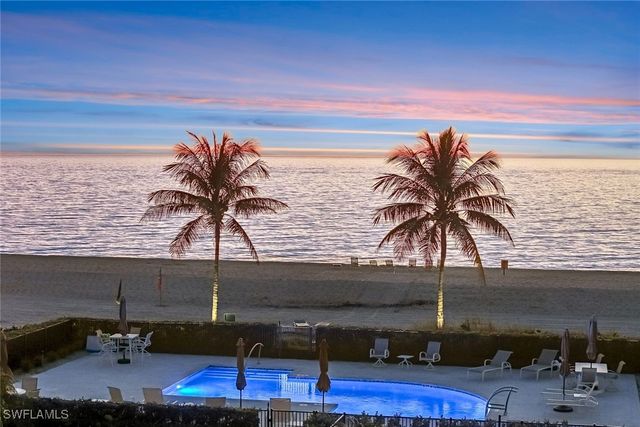 103 Guadeloupe LN, Bonita Springs, FL 34134