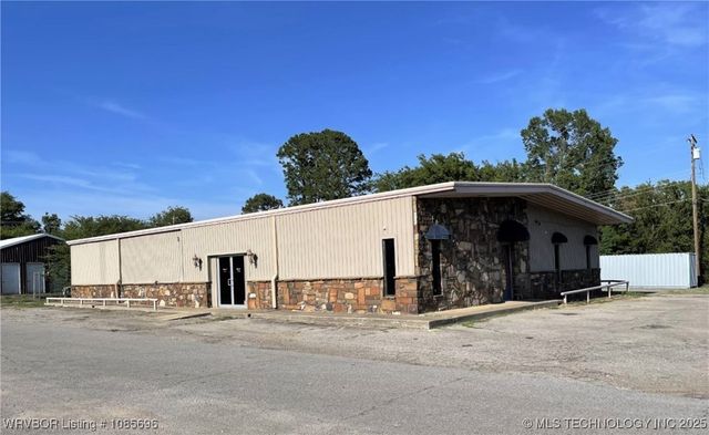 301 Thurman Street, Poteau, OK 74953