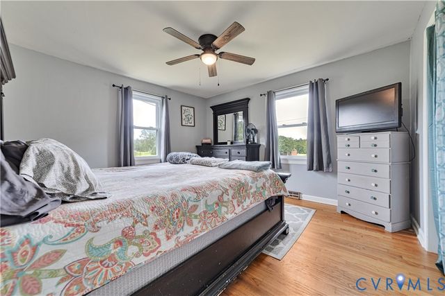 615 W Chapel Dr, Bumpass, VA 23024