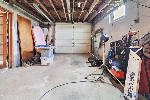 615 W Chapel Dr, Bumpass, VA 23024