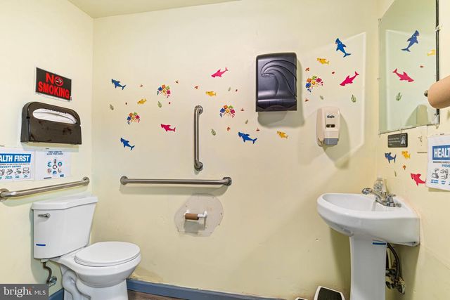 5819 GERMANTOWN AVE, Philadelphia, PA 19144