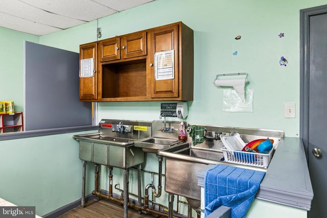 5819 GERMANTOWN AVE, Philadelphia, PA 19144