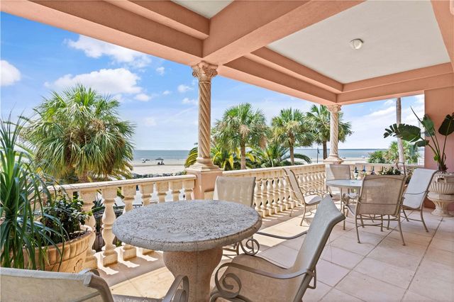 907 Beachview Drive, St Simons Island, GA 31522