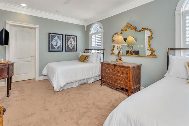 907 Beachview Drive, St Simons Island, GA 31522